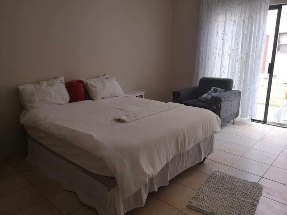 Stevens Guesthouse Суакопмунд Стая снимка